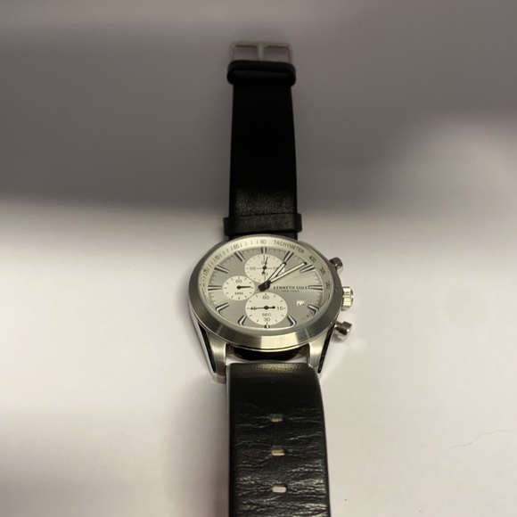 Kenneth Cole chronograph leather strap men’s watch - Picture 6 of 6